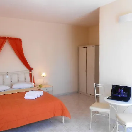 Livanios Апартаменты *