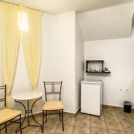 Livanios * Адамас