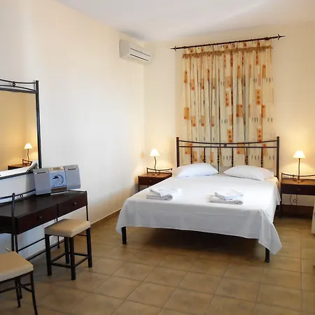 Livanios Апартаменты *