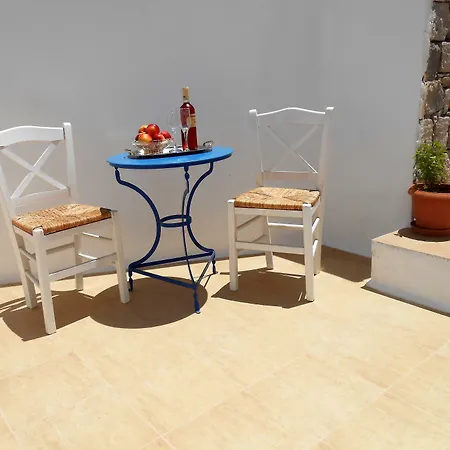 Апартаменты Livanios