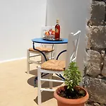 Livanios 아파트 *