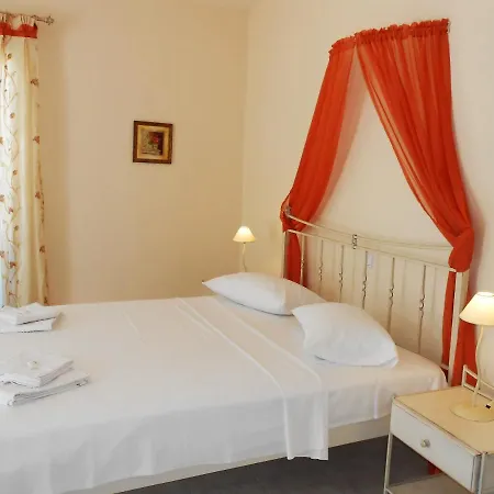 Livanios Apartment