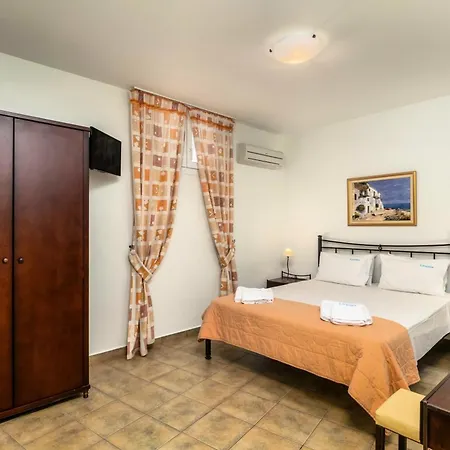Livanios Apartment
