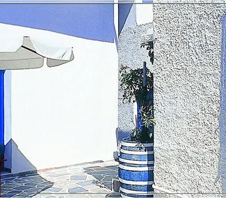 Apartment Livanios Adamantas (Milos)