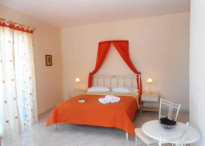 Livanios * Adamantas (Milos)